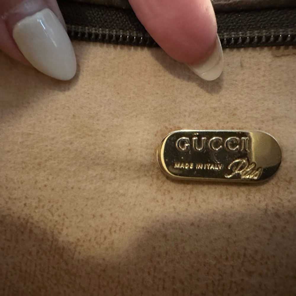 Gucci Brown Monogram Clutch -Authentic - Picture 8 of 9